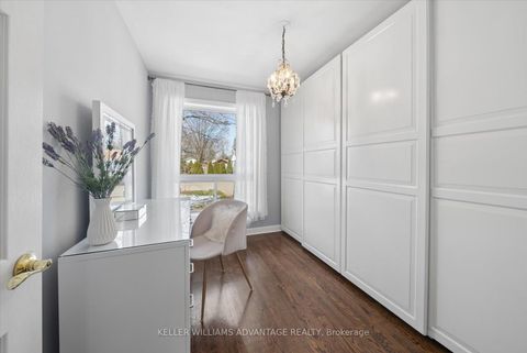 Photo 15 at 21 Deerfield Road, Bendale, Toronto