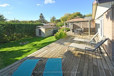 Photo 25 at 21 Deerfield Road, Bendale, Toronto