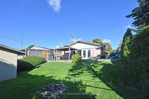 Photo 27 at 21 Deerfield Road, Bendale, Toronto