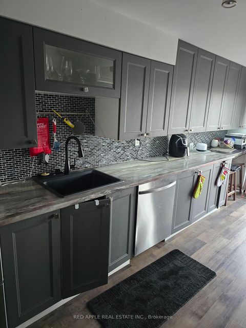 Photo 4 at 2029 Swan Street, Alcona, Innisfil