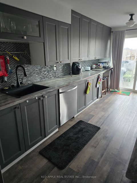 Photo 7 at 2029 Swan Street, Alcona, Innisfil