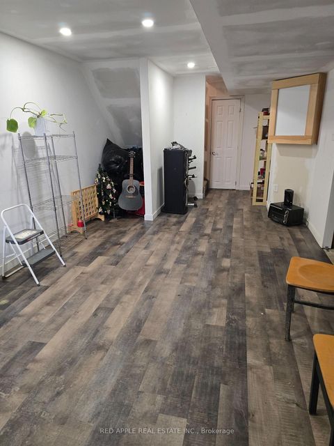 Photo 9 at 2029 Swan Street, Alcona, Innisfil