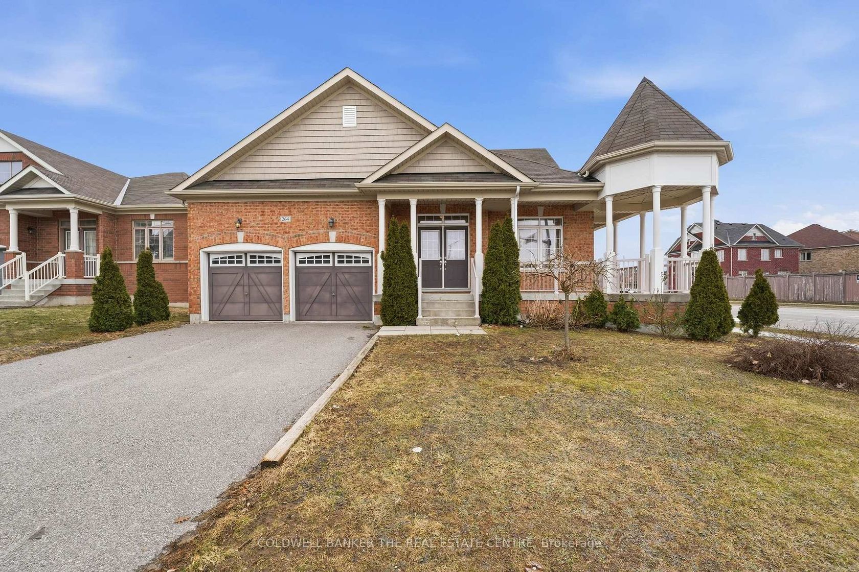 264 Kozlov Street, West Bayfield, Barrie photo number 2