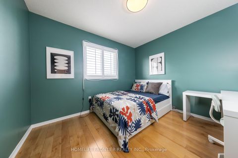 Photo 20 at 102 Antique Drive, Oak Ridges Lake Wilcox, Richmond Hill