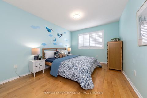 Photo 23 at 102 Antique Drive, Oak Ridges Lake Wilcox, Richmond Hill