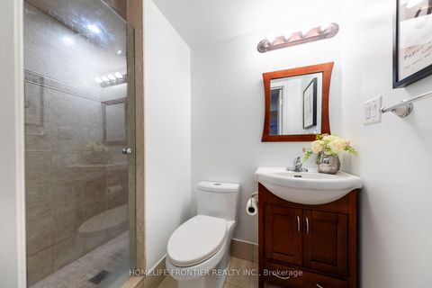 Photo 37 at 102 Antique Drive, Oak Ridges Lake Wilcox, Richmond Hill