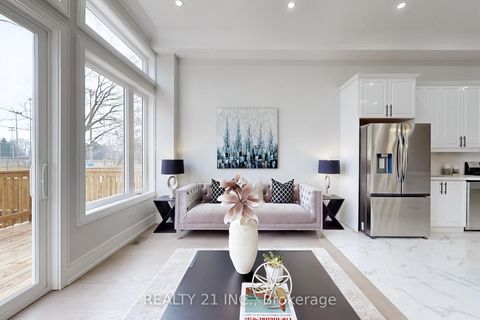 Photo 6 at 15 Malta Street, Cliffside, Toronto