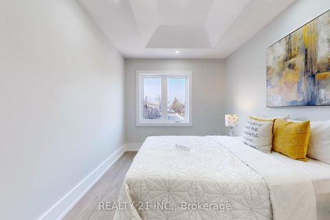 Photo 33 at 15 Malta Street, Cliffside, Toronto