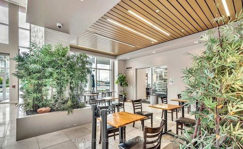 Photo 3 at 1502 A - 9608 Yonge Street, North Richvale, Richmond Hill