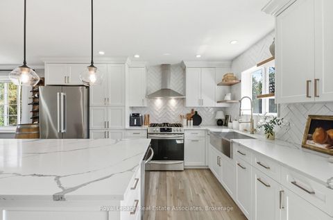 Photo 7 at 8 Beaverdale Crescent, Pefferlaw, Georgina