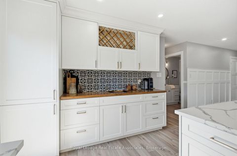 Photo 9 at 8 Beaverdale Crescent, Pefferlaw, Georgina