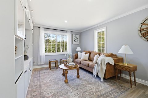 Photo 11 at 8 Beaverdale Crescent, Pefferlaw, Georgina