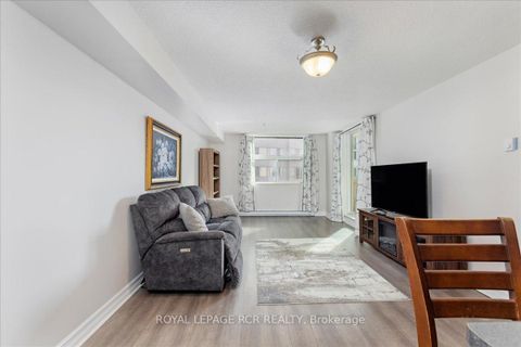 Photo 11 at 613 - 260 Davis Drive, Central Newmarket, Newmarket