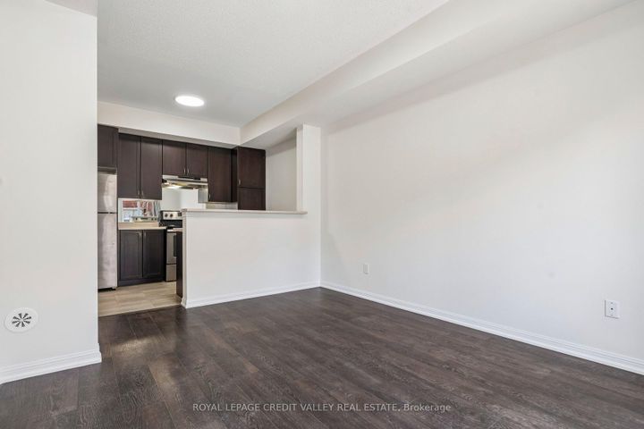 Photo 10 at 266 - 250 Sunny Meadow Boulevard, Wellington, Brampton