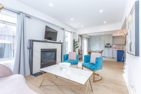 Photo 13 at 37 Spring Gate Boulevard, Yorkhill, Vaughan