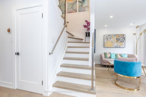 Photo 14 at 37 Spring Gate Boulevard, Yorkhill, Vaughan