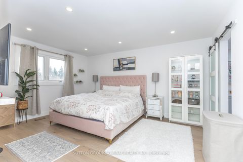 Photo 26 at 37 Spring Gate Boulevard, Yorkhill, Vaughan