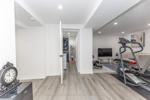 Photo 34 at 37 Spring Gate Boulevard, Yorkhill, Vaughan