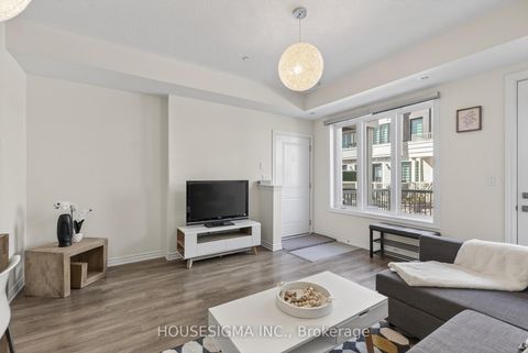 Photo 9 at 5 - 85 Eastwood Park Gardens, Long Branch, Toronto