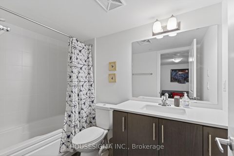 Photo 10 at 5 - 85 Eastwood Park Gardens, Long Branch, Toronto