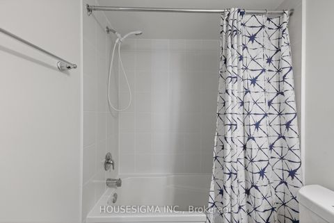 Photo 11 at 5 - 85 Eastwood Park Gardens, Long Branch, Toronto