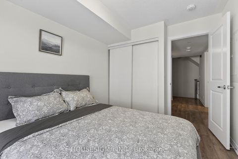 Photo 14 at 5 - 85 Eastwood Park Gardens, Long Branch, Toronto