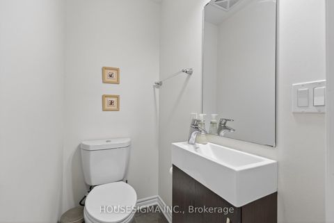 Photo 18 at 5 - 85 Eastwood Park Gardens, Long Branch, Toronto