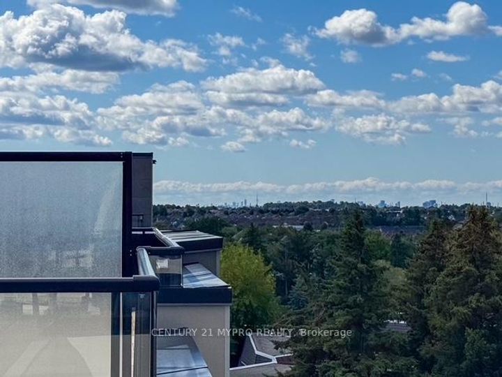 Photo 11 at 1007 - 14 David Eyer Road, Rural Richmond Hill, Richmond Hill