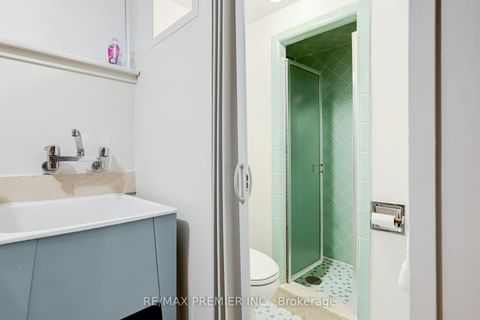 Photo 31 at 52 Richardson Avenue, Greenbrook, Toronto