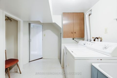 Photo 34 at 52 Richardson Avenue, Greenbrook, Toronto