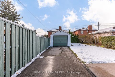 Photo 35 at 52 Richardson Avenue, Greenbrook, Toronto