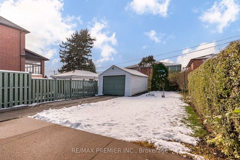 Photo 36 at 52 Richardson Avenue, Greenbrook, Toronto