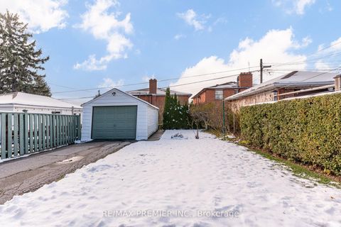 Photo 37 at 52 Richardson Avenue, Greenbrook, Toronto