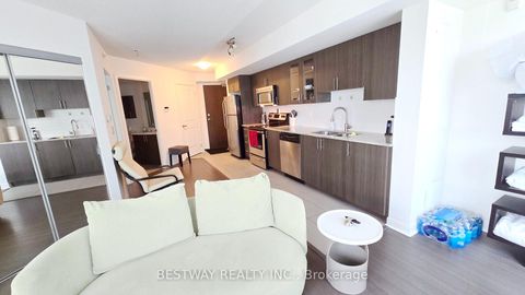 Photo 4 at 208 - 75 Norman Bethune Avenue, Beaver Creek Business Park, Richmond Hill