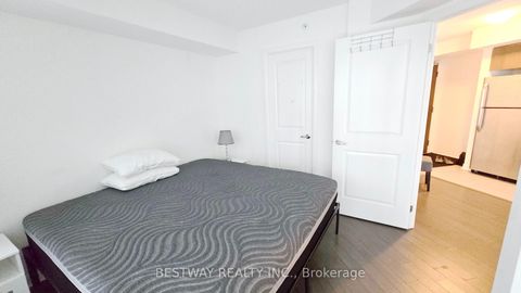 Photo 9 at 208 - 75 Norman Bethune Avenue, Beaver Creek Business Park, Richmond Hill