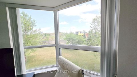 Photo 17 at 208 - 75 Norman Bethune Avenue, Beaver Creek Business Park, Richmond Hill