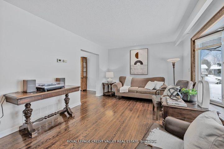 Photo 8 at 36 Lockton Crescent, Brampton East, Brampton