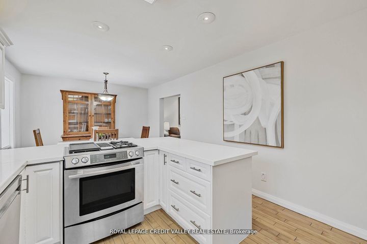 Photo 13 at 36 Lockton Crescent, Brampton East, Brampton