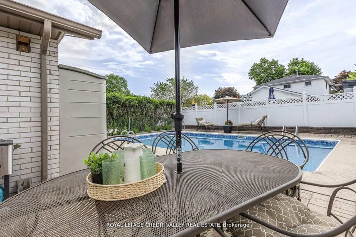 Photo 38 at 36 Lockton Crescent, Brampton East, Brampton