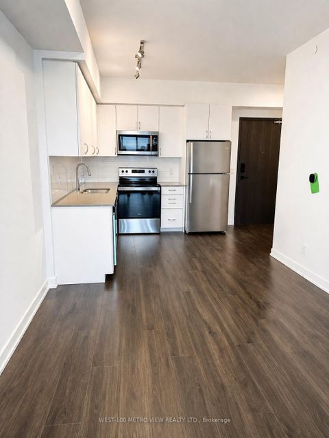 Photo 4 at 704 - 56 Lakeside Terrace, Little Lake, Barrie