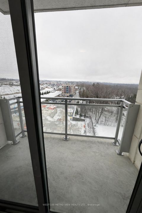 Photo 6 at 704 - 56 Lakeside Terrace, Little Lake, Barrie