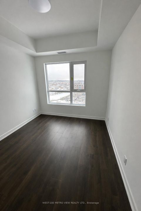 Photo 9 at 704 - 56 Lakeside Terrace, Little Lake, Barrie