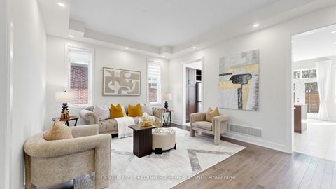 Photo 5 at 27 Poplar Drive, Oak Ridges, Richmond Hill