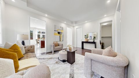 Photo 7 at 27 Poplar Drive, Oak Ridges, Richmond Hill