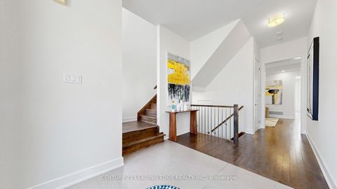 Photo 18 at 27 Poplar Drive, Oak Ridges, Richmond Hill