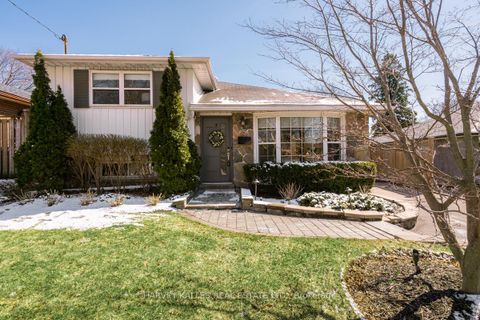 Photo 1 at 35 Manorglen Crescent, Malvern West, Toronto