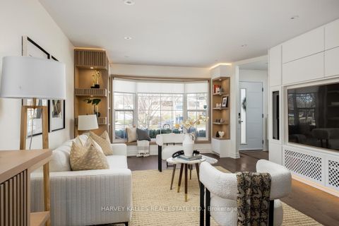 Photo 5 at 35 Manorglen Crescent, Malvern West, Toronto