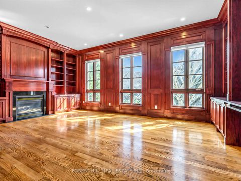 Photo 9 at 8 Colvestone Road, Windfields, Toronto