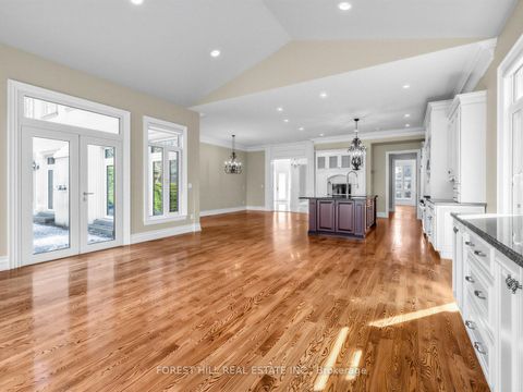 Photo 16 at 8 Colvestone Road, Windfields, Toronto