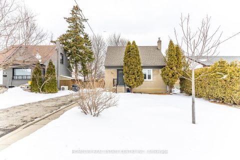 Photo 4 at 172 Calvington Drive, CFB, Toronto